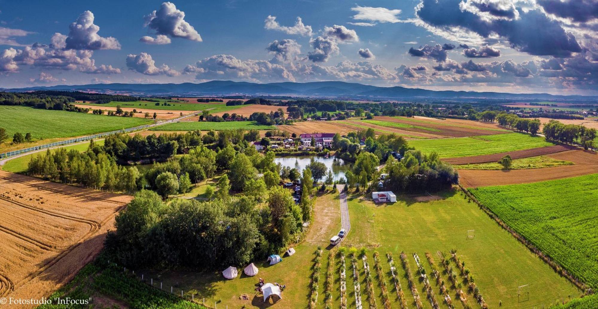Forteca, Pokoje Goscinne Nad Stawem Dzierżoniów 외부 사진