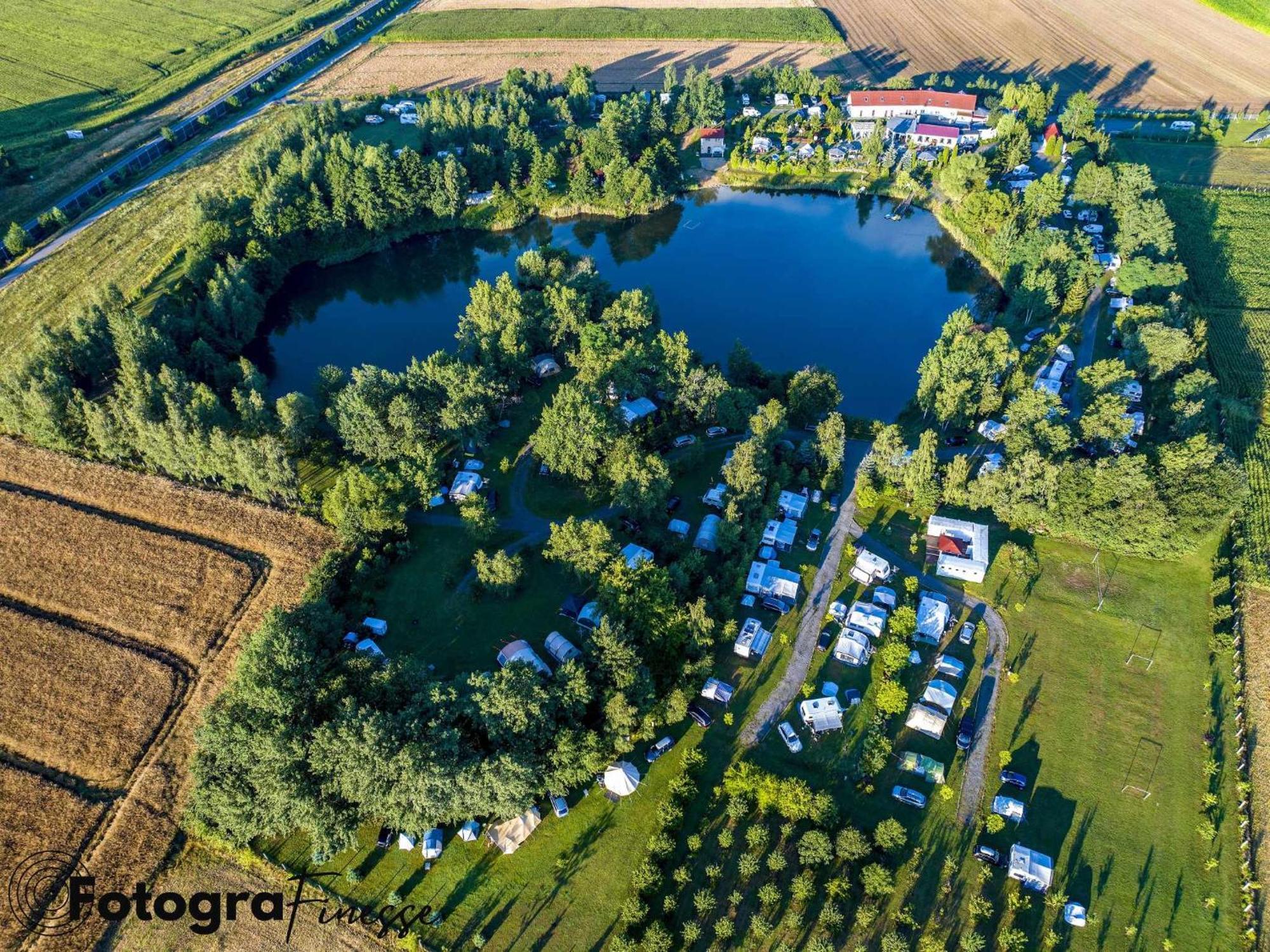 Forteca, Pokoje Goscinne Nad Stawem Dzierżoniów 외부 사진